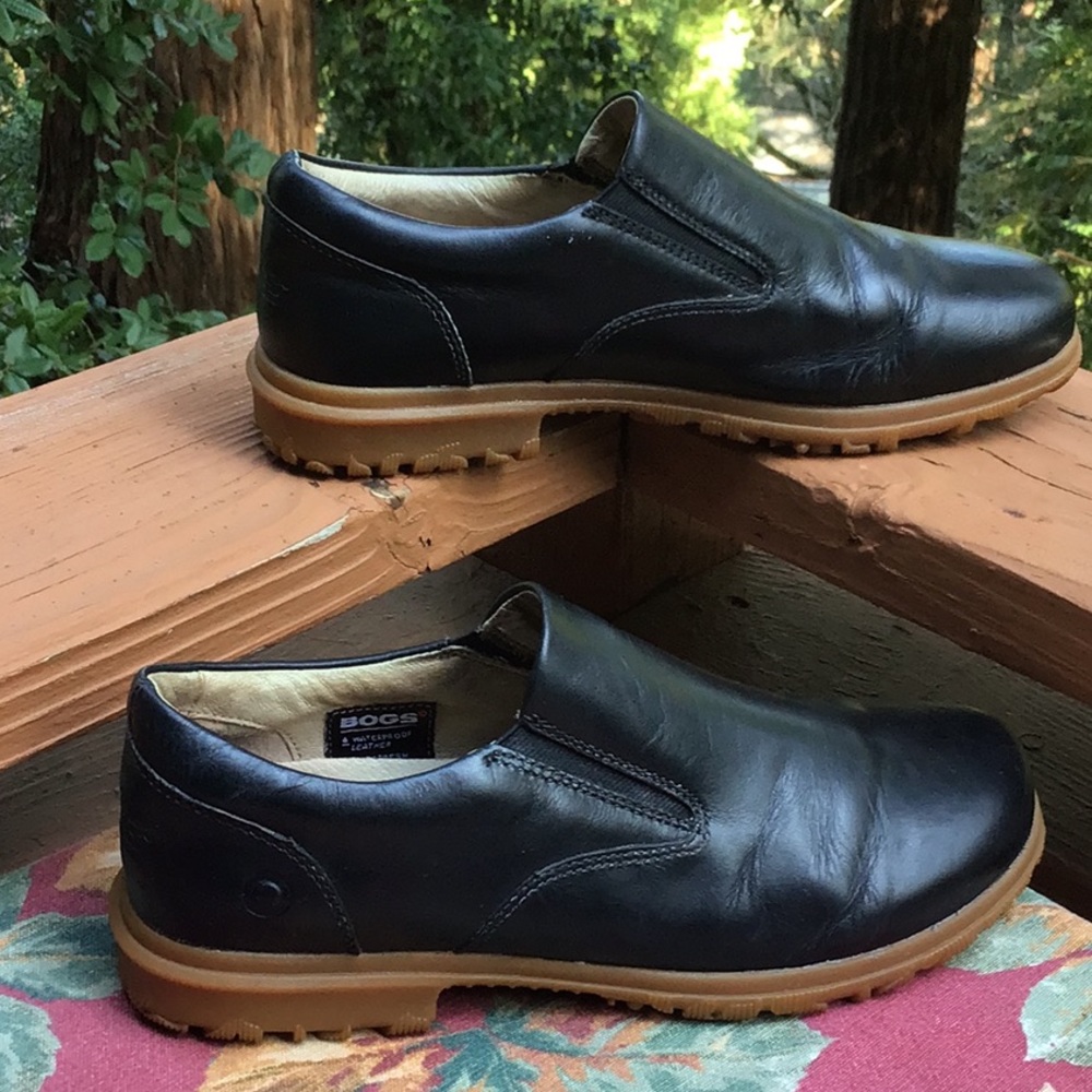 Bogs Pearl Waterproof Black Leather Slip On Shoes Sz 9